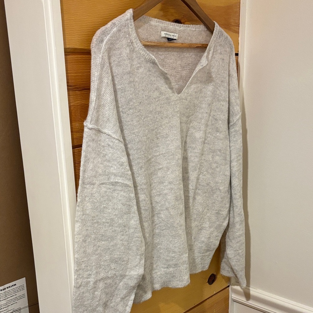 American Eagle Outfitters Gray V-Neck Sweater